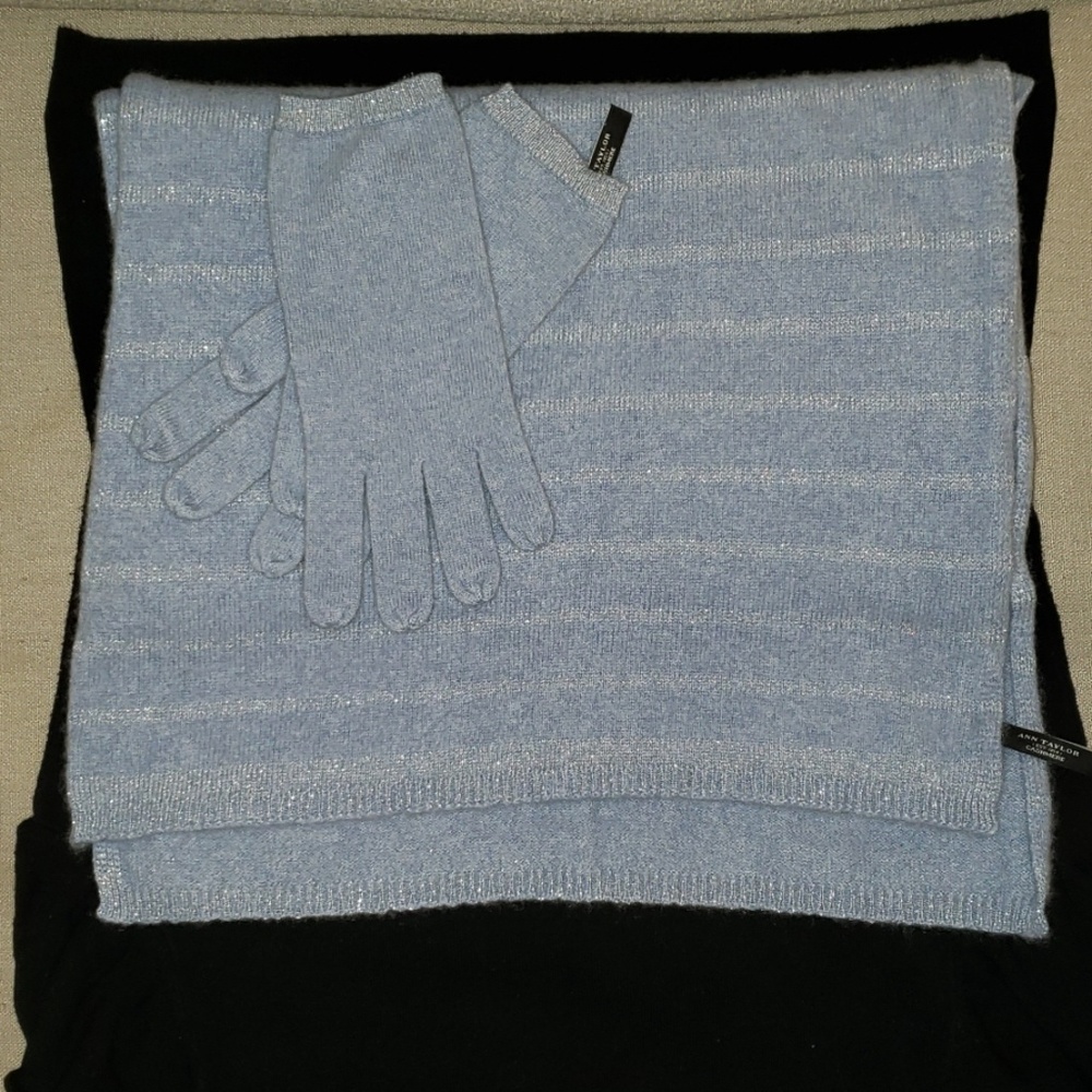 Anne Taylor Long Cashmere Scarf and Gloves